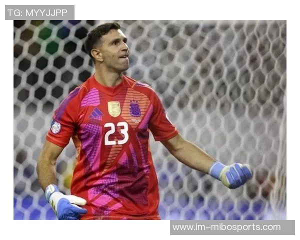 罗马诺透露大马丁被多队关注国米等俱乐部将进行评估